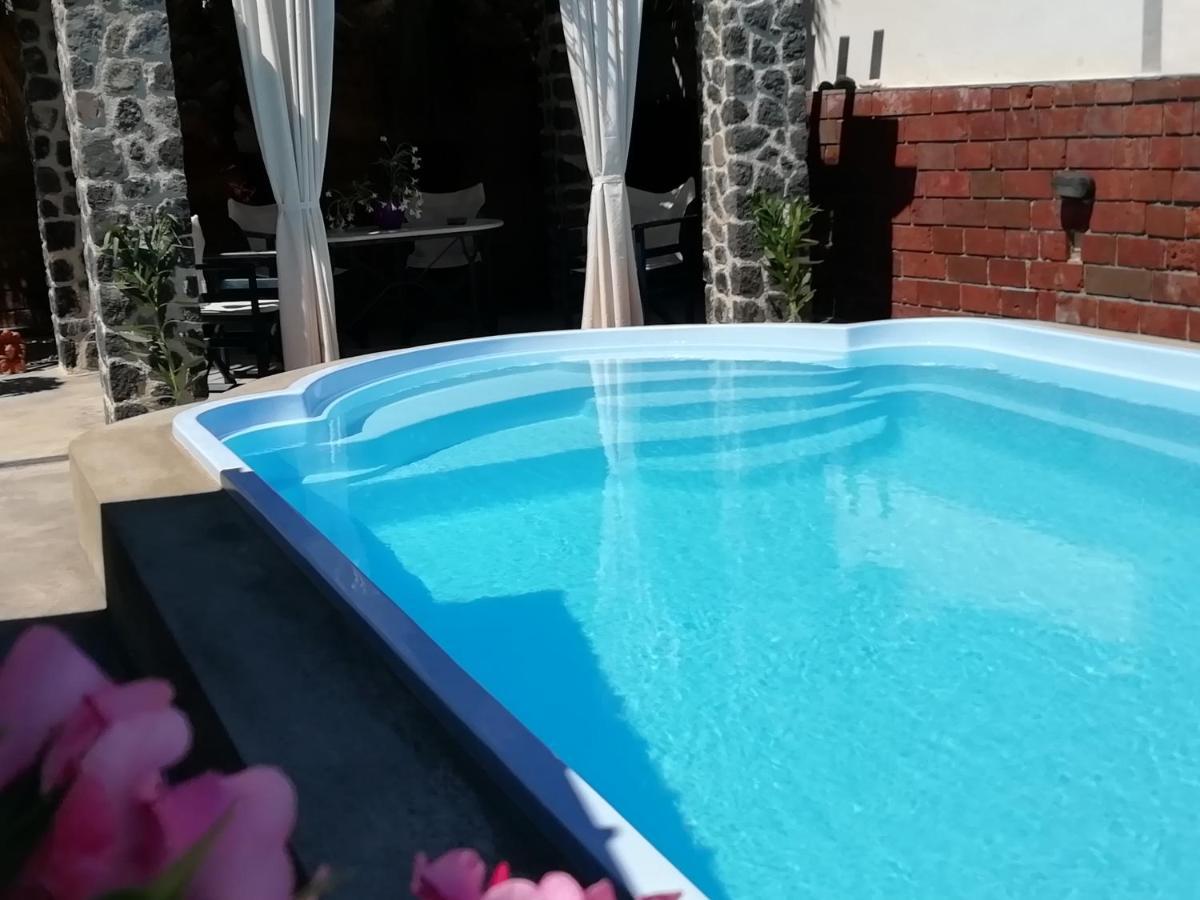 5Bedroom Villa In Perissa Beach Екстер'єр фото