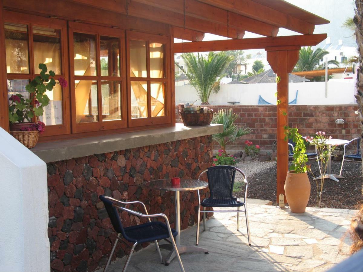 5Bedroom Villa In Perissa Beach Екстер'єр фото